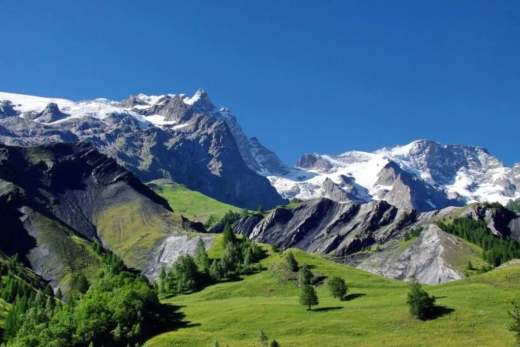 Panorama alpin, immersion en altitude